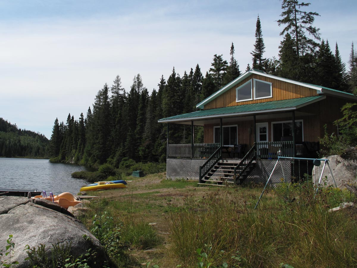 Le chalet le Trosby, vu de l'extérieur d'un autre angle