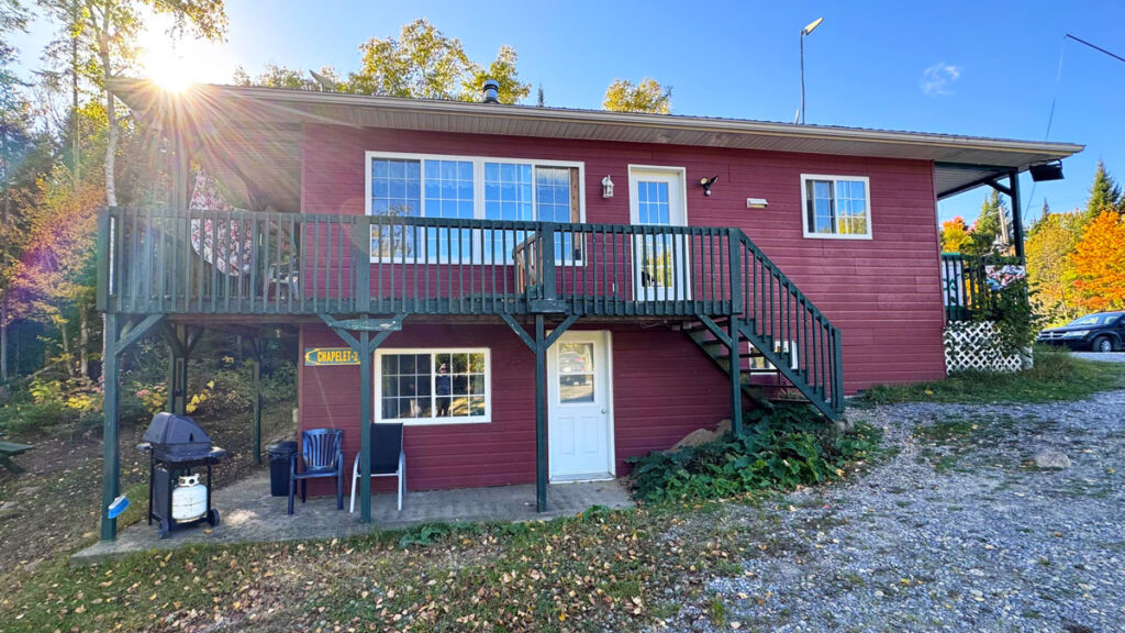 Le chalet Chapelet #2, vu depuis l'extérieur