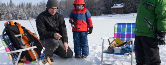 Découvrez pourquoi choisir une pourvoirie pour une sortie de pêche blanche